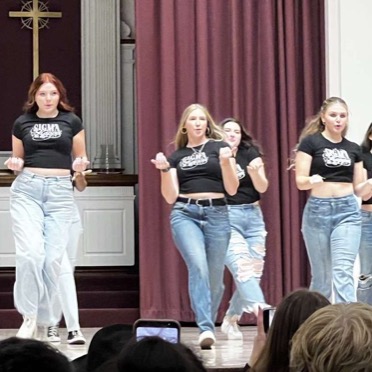 Students from Sigma Kappa perform a lip sync routine.